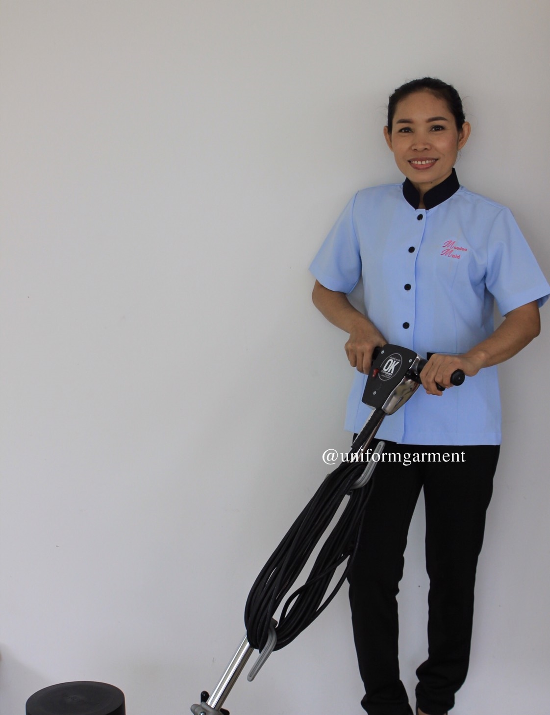 ชุดพนักงานทำความสะอาด