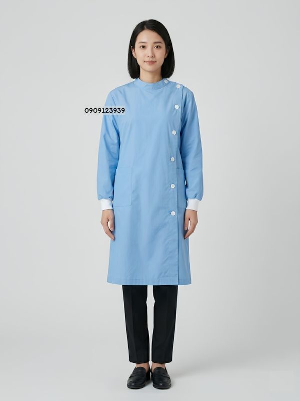 เสื้อกาวน์คอป้าย