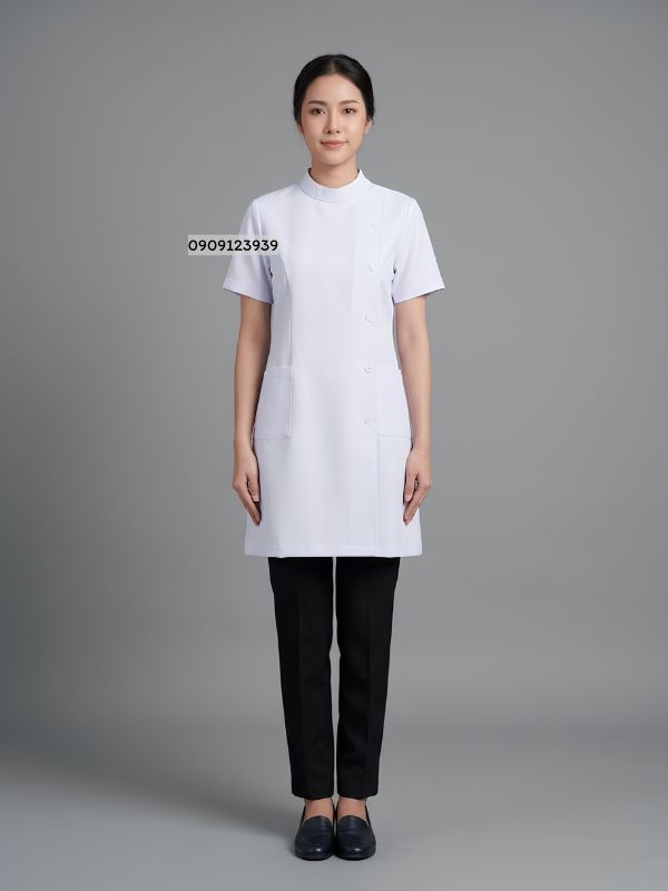 เสื้อกาวน์ยาว